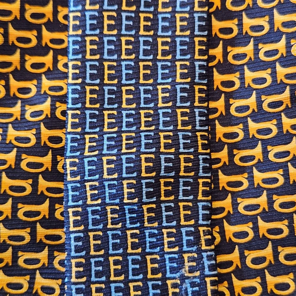 Vicky Davis Horn-E Silk Tie Mens OS Navy Gold Excellent Novelty Horn Pattern